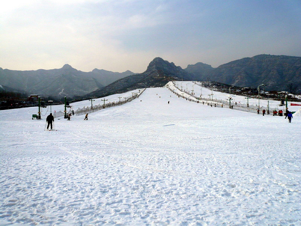 石家庄清凉山 石家庄清凉山滑雪场门票多少钱